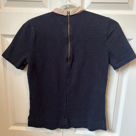J. CREW ~ size XS ~ navy blue Tshirt with silk light pink collar - Picture 4 of 4